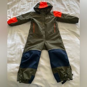 Kids Helly Hansen size 98 / 3 Rider 2.0 Ski Suit. Used for approximately 10 days